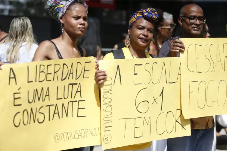 São Paulo (SP), 20/11/2024 - 21ª Marcha daConsciência Negra na avenida Paulista em São Paulo. Foto: Paulo Pinto/Agência Brasil